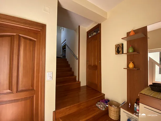 Ulcinj'de denize sadece 50 metre uzaklıkta ev