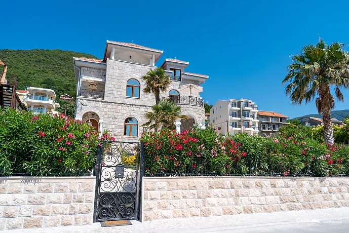 Bijela'da lüks villa