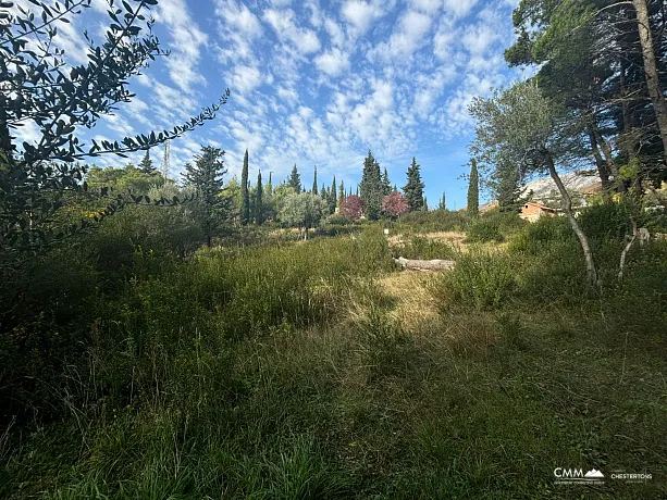 Mojdež, Herceg Novi'de doğa ile çevrili muhteşem arsa