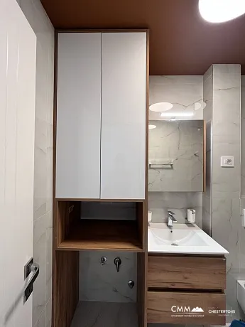 Tivat'ta yeni bir komplekste daireler