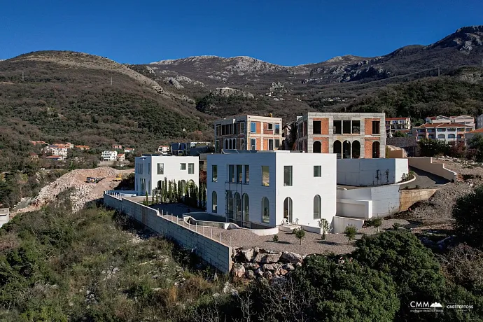 PURE MANSIONS kompleksinde lüks villalar