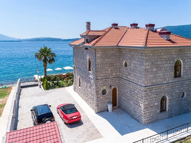 Bijela'da lüks villa