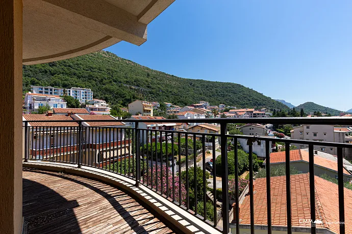Petrovac'ta 3 odalı daire