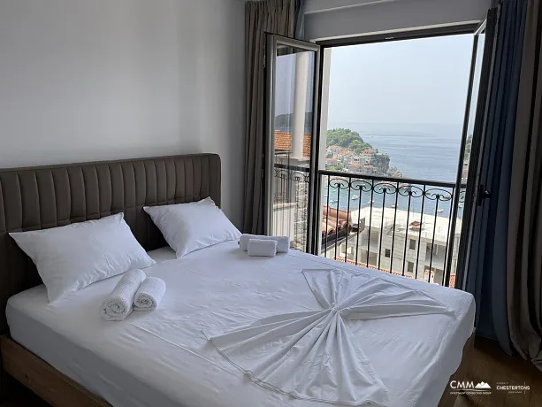 Przno'da iki yatak odalı ve panoramik deniz manzaralı daire