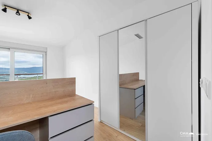 Muhteşem deniz manzaralı lüks penthouse