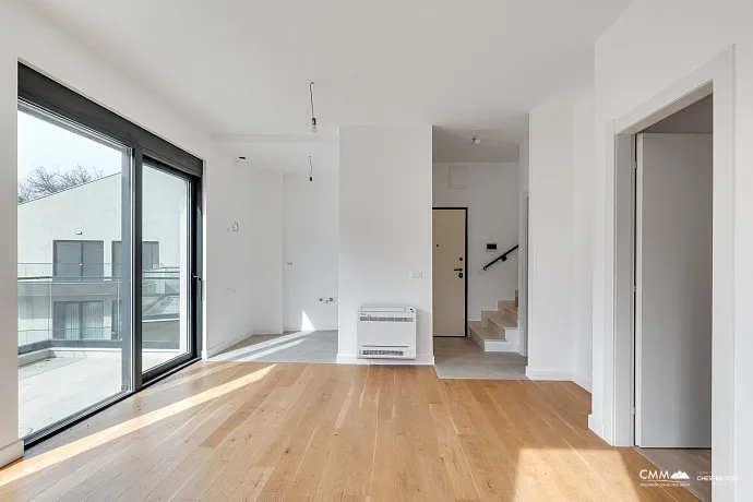 yeni binadaki premium daireler 