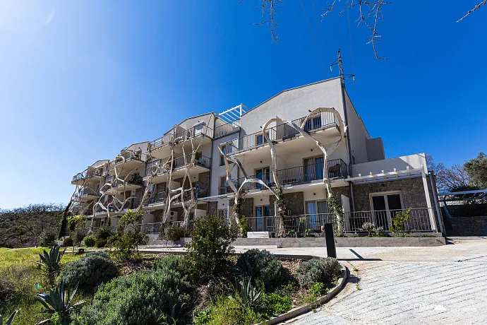 47 m² Daire, Sveti Stefan'a Harika Manzara