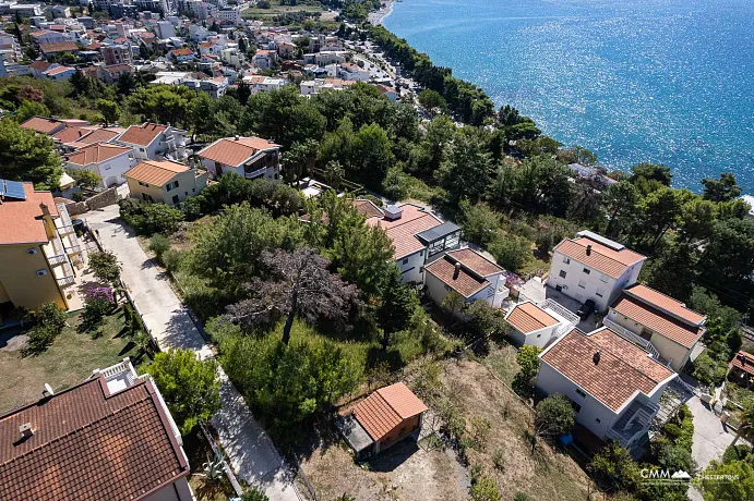 Šušanj’da deniz manzaralı arsa, plaja 150 m — 950 m²