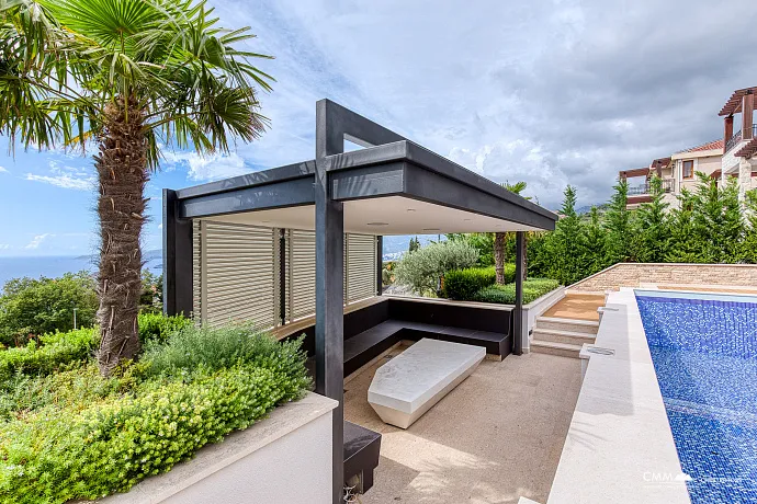 Sveti Stefan’a yakın, Blizikuće’de lüks villa
